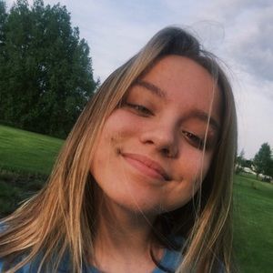 Meet your Posher, Briana